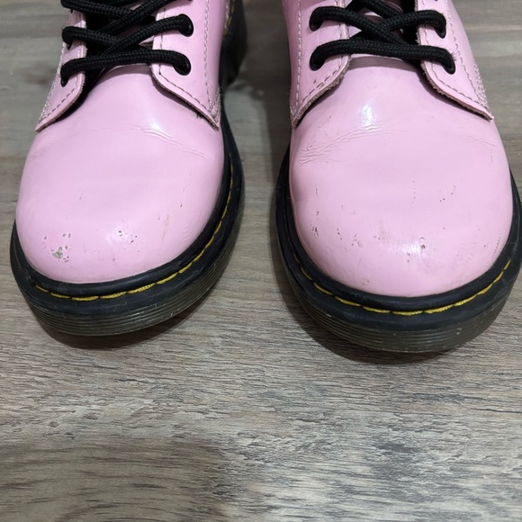 Dr. Martens Glossy Pink Kids Boots - Picture 5 of 8